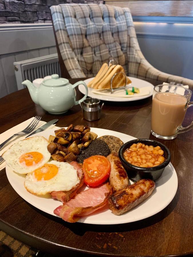 Newburgh Inn Ellon ภายนอก รูปภาพ